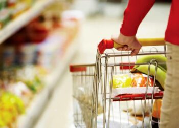 Gesto vile in un supermercato di Latina: derubata donna disabile, appello per ritrovare i suoi ricordi