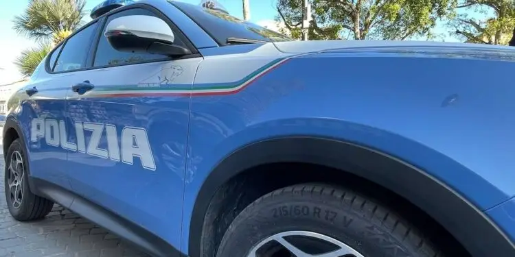 Latina, furto in villa all’ora di pranzo: anziano sotto shock. Caccia ai quattro banditi