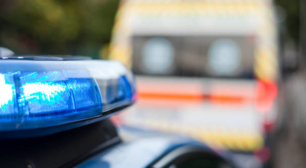 Terracina, battesimo finisce in rissa al ristorante: donna ricoverata in gravi condizioni