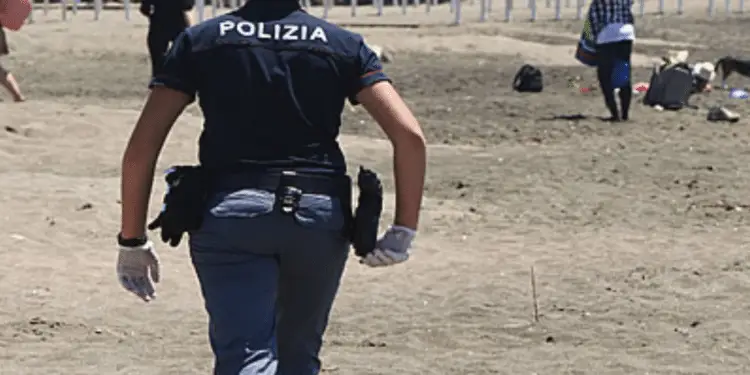 Botte tra titolari di due stabilimenti balneari sul lungomare pontino: interviene la Polizia