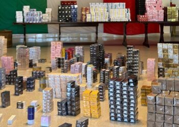 Sequestrati oltre 3.500 profumi contraffatti in un’operazione della Guardia di Finanza di Latina