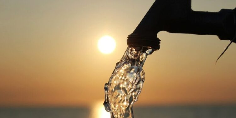 Un giorno senza acqua nel pieno dell’estate: oggi l’ennesimo stop idrico a Latina e provincia