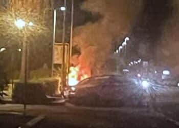 Suv in fiamme a Latina, indagini in corso su pista dolosa