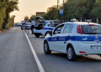 Cisterna, ubriaco alla guida provoca incidente: scattano la denuncia e la sospensione della patente