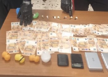 Blitz antidroga nel pontino: tre denunce e sequestro di cocaina, marijuana e 5mila euro