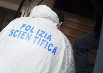 Latina, donna uccisa a Campo Boario: Polizia sulle tracce dell’assassino