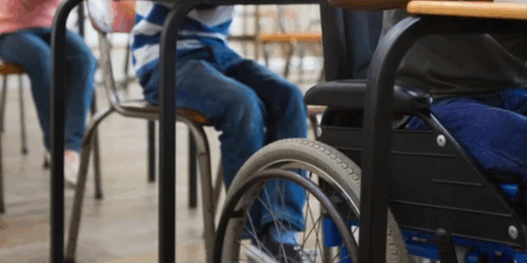 “Bambini disabili dimenticati”: la dura lettera di una mamma di Latina