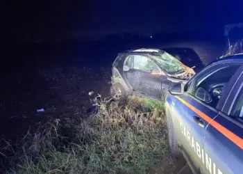 Sezze scalo, tenta di sfuggire al posto di blocco e finisce nel canale: 27enne ferito gravemente&nbsp;