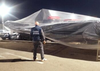 Sequestro da 200mila euro: così è stato scoperto a Terracina il gommone rubato