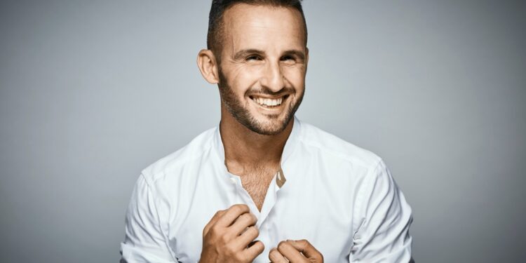 Songwriting d’autore con Roberto Casalino: al via il corso NUDAVOCE