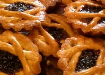 Crostatine di visciole sequestrate a Sezze: tra legalità e tradizione esplode la polemica sui social