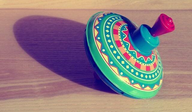 Estetica e nostalgia: perché stiamo tornando a circondarci di oggetti d’infanzia