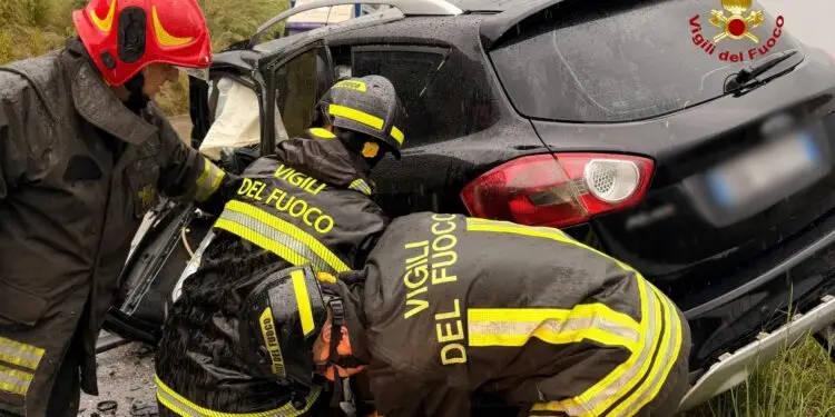 Giornata nera sulle strade pontine: un morto sull’Appia dopo la tragedia sulla 148