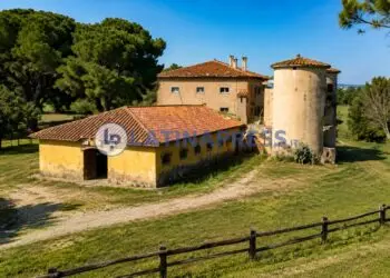 Borgo Acciarella, la scelta controcorrente di Marco Gatto e la sua famiglia: «Prima la terra, poi il cemento»