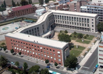 Latina, parte il grande restauro di Palazzo M: spunta l’ipotesi dei cancelli nel giardino. Lavori per 30 milioni
