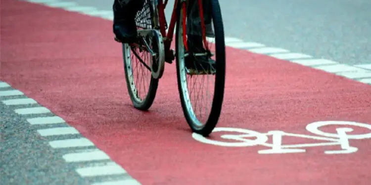 Latina lido, via libera alla nuova pista ciclabile: investimento da 350mila euro