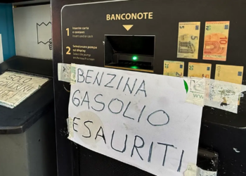 Corsa allo sconto Eni: a Latina e provincia distributori a secco e cartelli “esaurito”